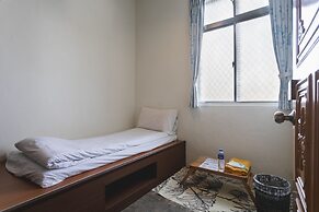LowPressure Surf Guesthouse