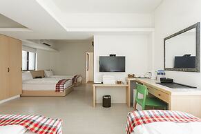LowPressure Surf Guesthouse