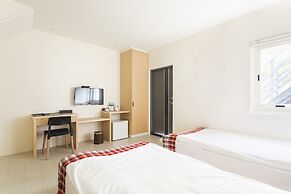 LowPressure Surf Guesthouse