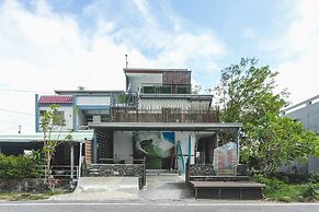 LowPressure Surf Guesthouse