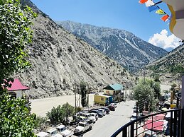 The Kuber Hotel & Restaurant
