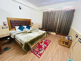 The Kuber Hotel & Restaurant