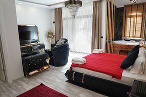 Şerefe Hotel Alaçatı