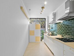 Azzurro Pod Hotel Central Sydney