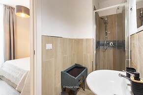 Bowie's Rooms