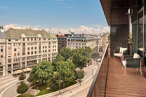Dorothea Hotel, Budapest, Autograph Collection