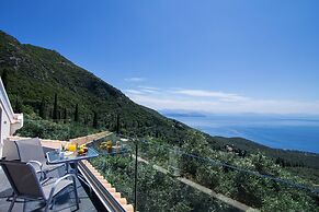 Blue sky loft by Corfuescapes