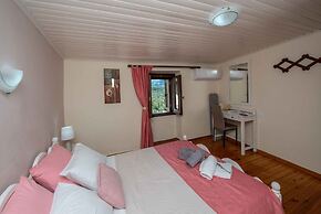 Vacations in Corfu-Antiperni