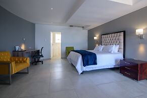 Green Fields Hotel
