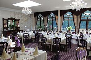 Oakwood Hall