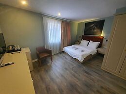 St945 Palas Otel