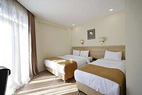 Atrium Boutique Hotel