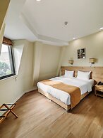 Atrium Boutique Hotel