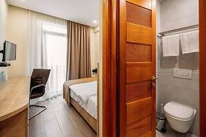 Atrium Boutique Hotel