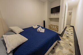 Ventiuna Hotel & Hostel