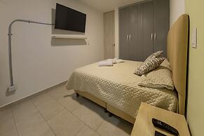 Ventiuna Hotel & Hostel