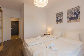 Zoe Apartment