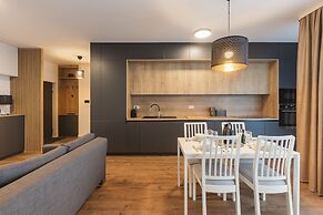 Zoe Apartment
