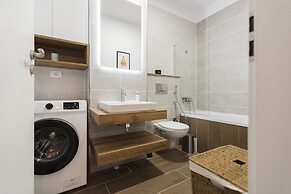 Zoe Apartment