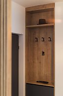 Zoe Apartment