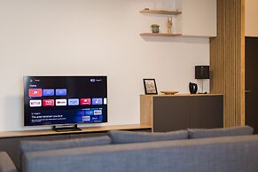 Zoe Apartment