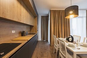 Zoe Apartment