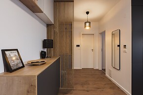 Zoe Apartment
