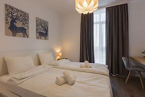 Zoe Apartment