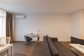 Zoe Apartment