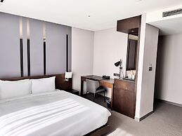 Centum Business Hotel