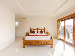 Moai House
