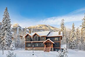 Copper Horse Lodge