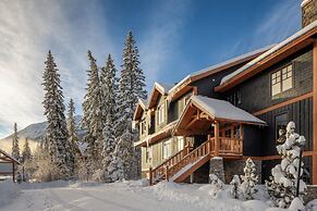 Copper Horse Lodge
