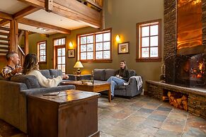 Copper Horse Lodge