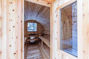 Copper Horse Lodge