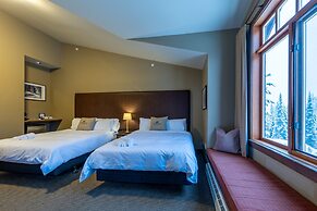 Copper Horse Lodge