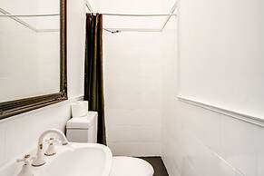 The Pyrmont Budget Hotel