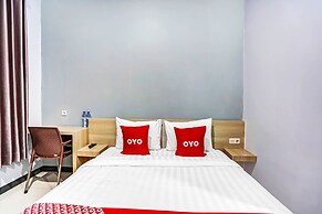 OYO Titik Koma Guest House