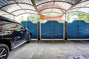 OYO Titik Koma Guest House