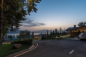 Burchmulla Resort & Chalets