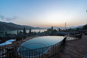 Burchmulla Resort & Chalets