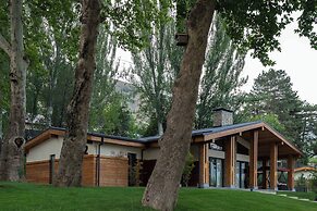 Burchmulla Resort & Chalets