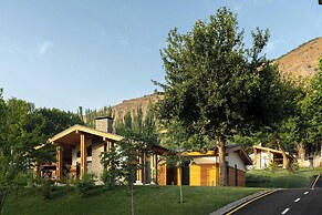 Burchmulla Resort & Chalets