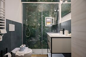 Sapiti Modern by Mmega