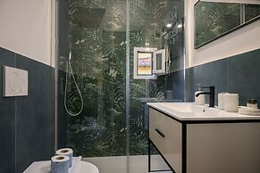 Sapiti Modern by Mmega