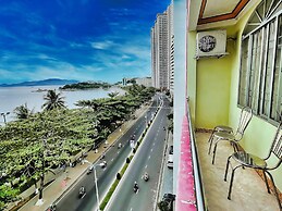 Quang Vinh 2 Hotel