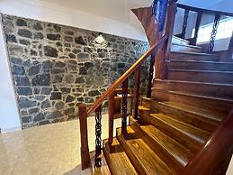 Rusty Bunk villa