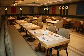 Days Inn By Wyndham Istanbul Bomonti
