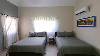 Villa Hermosa Spacious Close Town And Sosua Beach