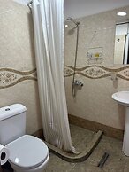 Tbil Inn Hotel